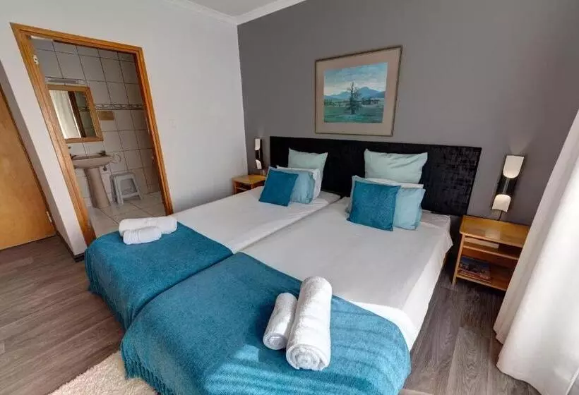 تختخواب و صبحانه Royal Sea Star Guesthouse