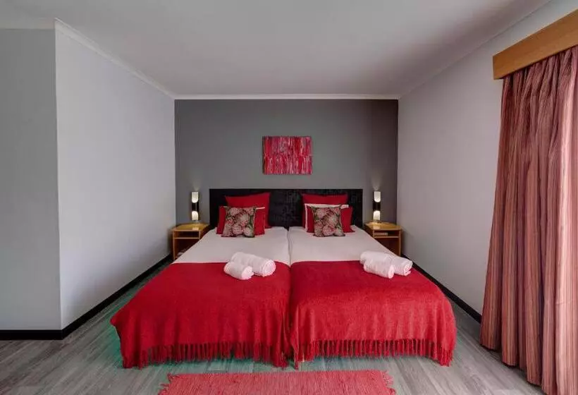 تختخواب و صبحانه Royal Sea Star Guesthouse