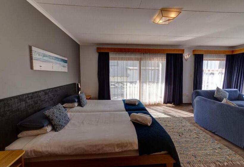 تختخواب و صبحانه Royal Sea Star Guesthouse