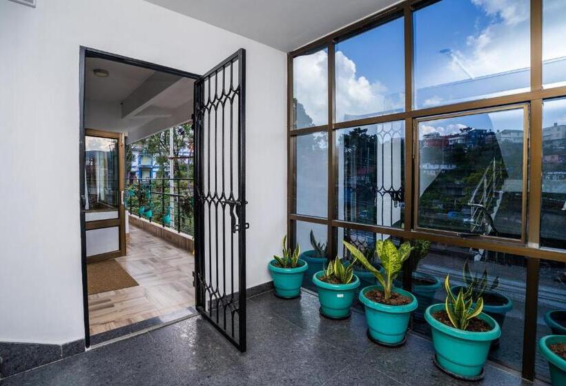 East Land Bed & Breakfast