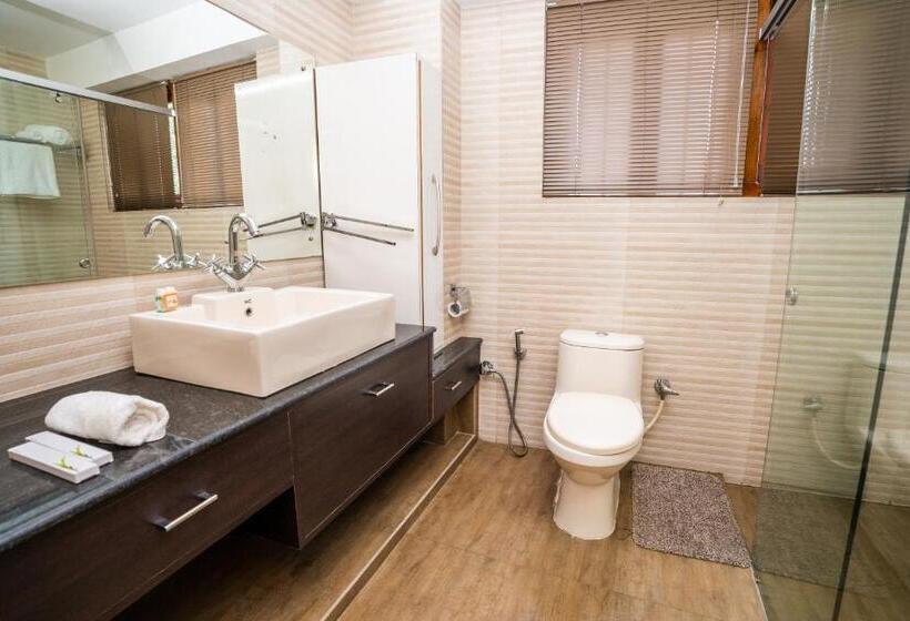 East Land Bed & Breakfast