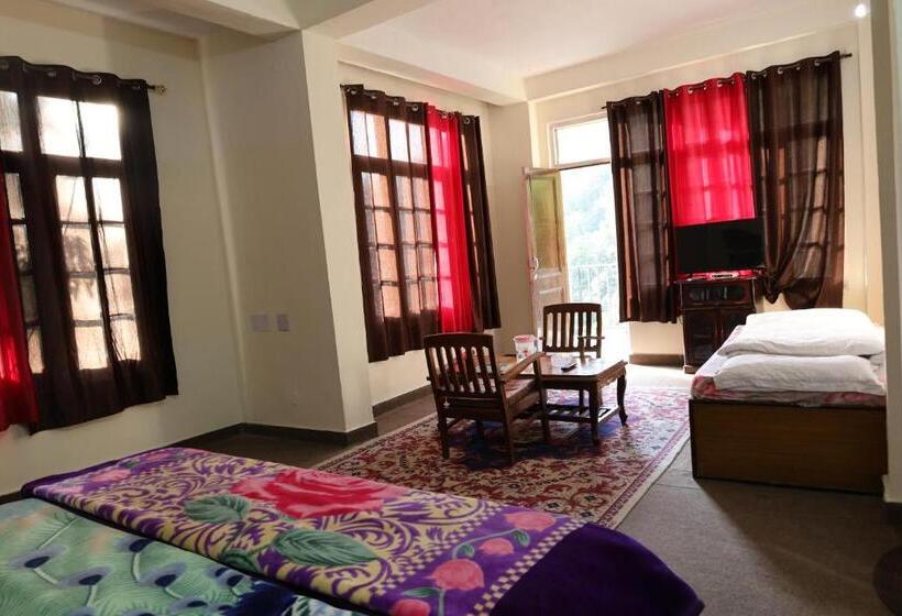 בית מלון כפרי Paradise Hills Dalhousie Panchpula Near Panchpula Water Fall