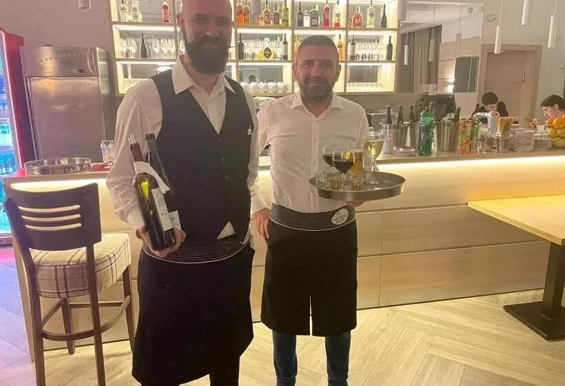 هتل Konak Stella