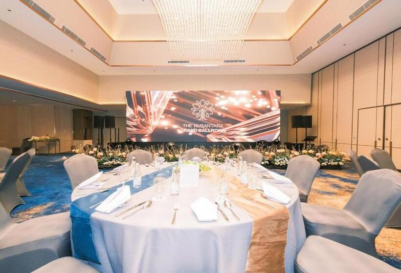 The All Suite Pentacity Hotel Balikpapan