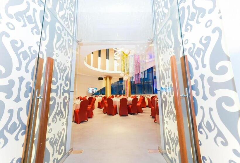 The All Suite Pentacity Hotel Balikpapan