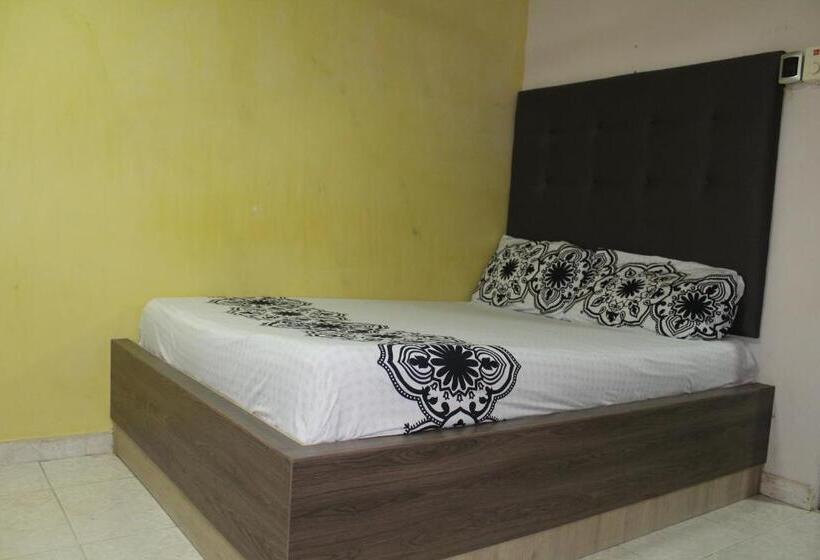 هتل Primavera Riohacha