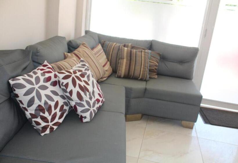 هتل Primavera Riohacha