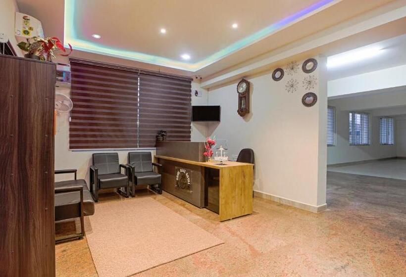 Hotel Treebo Naaz Royal