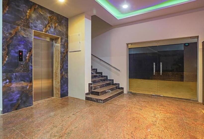 Hotel Treebo Naaz Royal