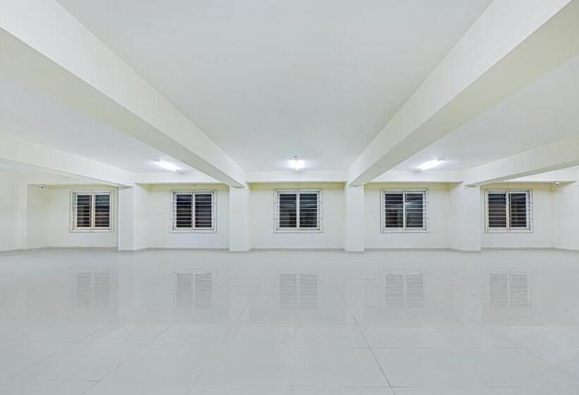 Hotel Treebo Naaz Royal