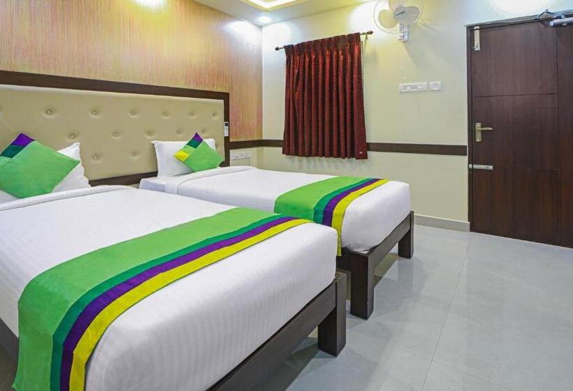 Hotel Treebo Naaz Royal
