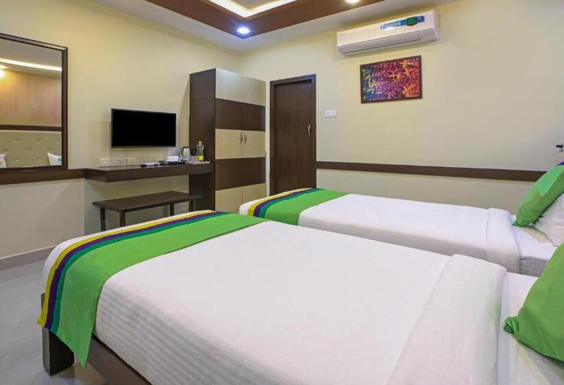 Hotel Treebo Naaz Royal