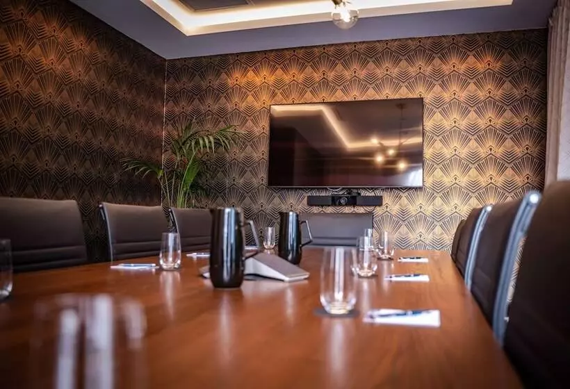 هتل Tryp By Wyndham Wellington, Tory Street