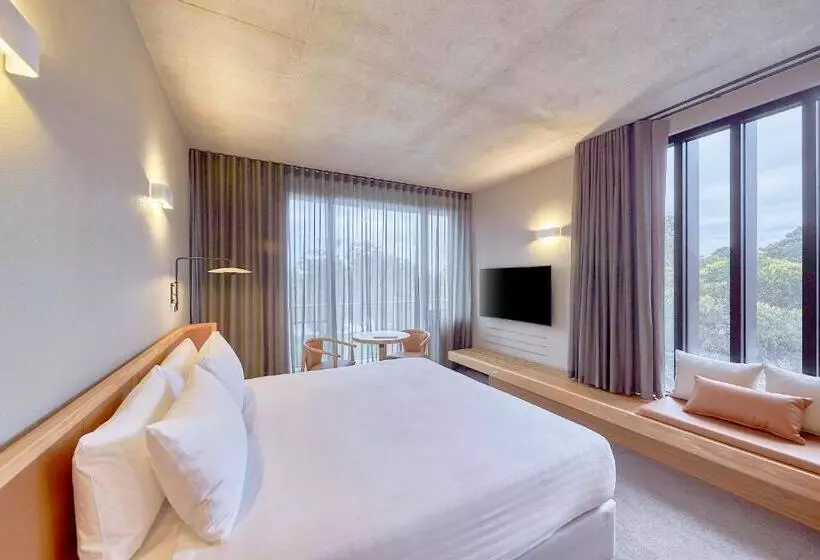 Wonil Hotel Perth   Handwritten Collection