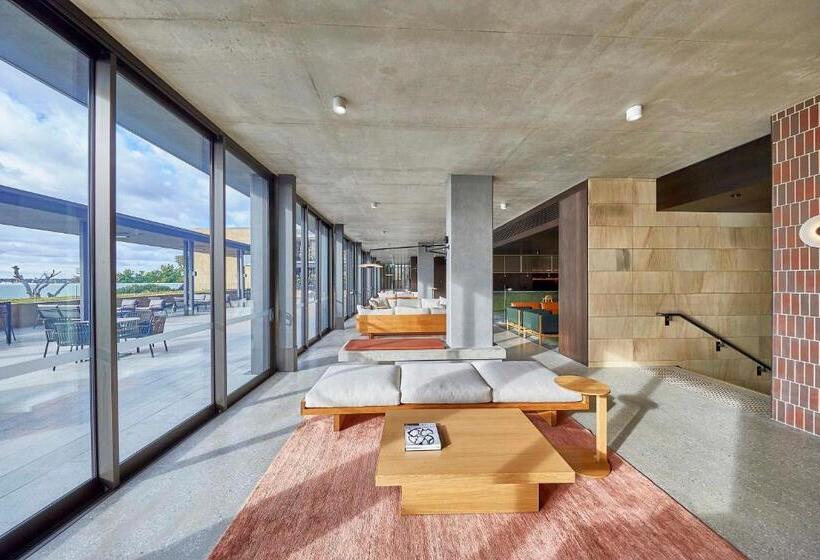 Wonil Hotel Perth Handwritten Collection