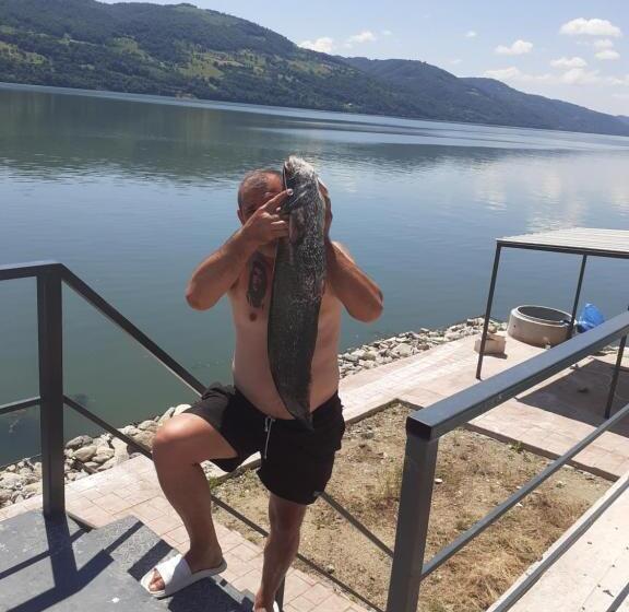 Пансион Cazanele Dunarii La Cumatru