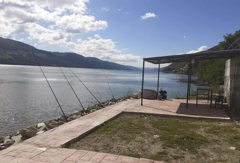 Majatalo Cazanele Dunarii La Cumatru