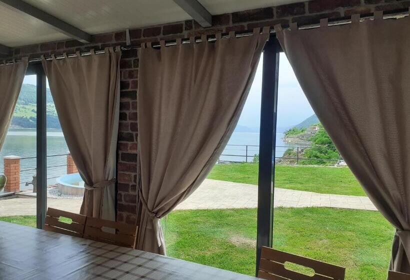 Пансион Cazanele Dunarii La Cumatru