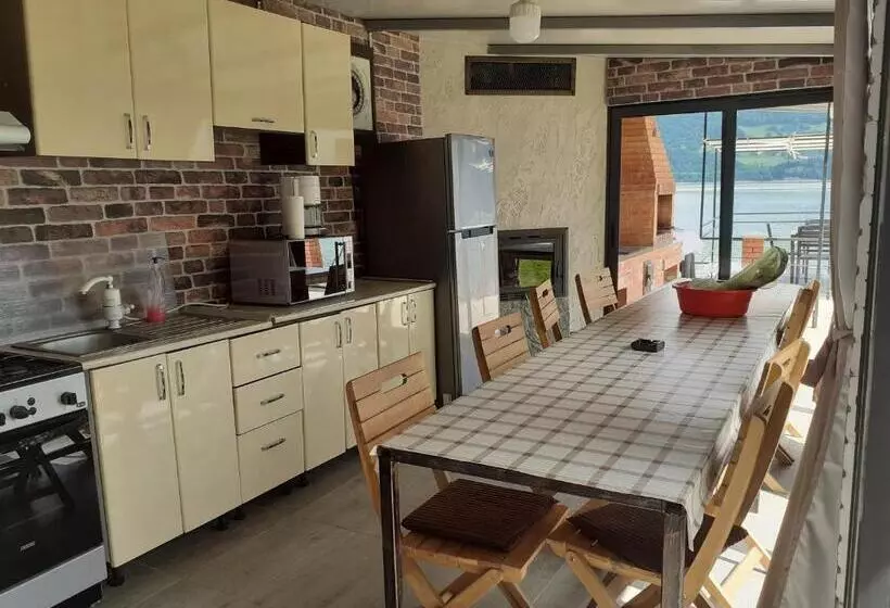 Majatalo Cazanele Dunarii La Cumatru