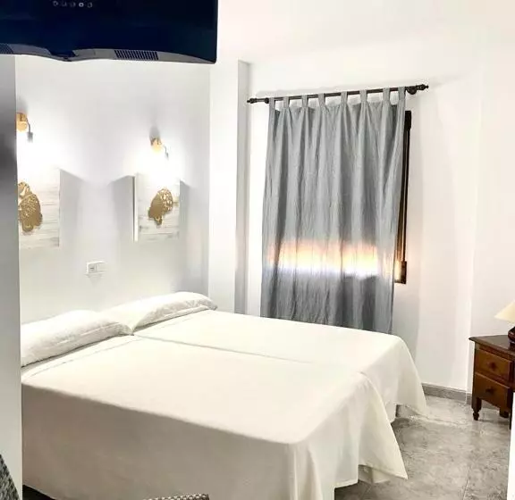 ペンション Hostal Casa López