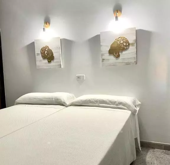 ペンション Hostal Casa López