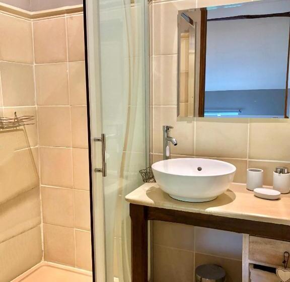 פנסיון Les Divines Bourgogne