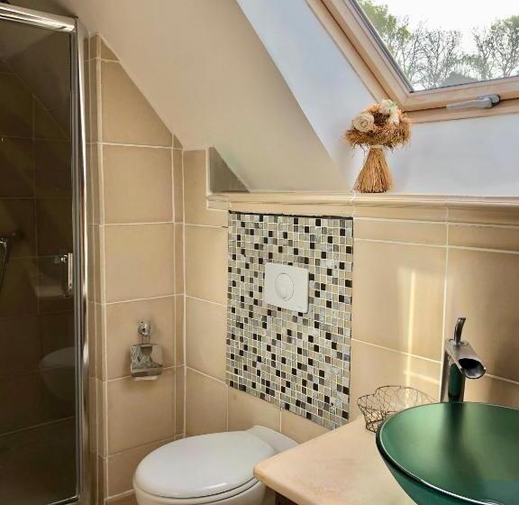 פנסיון Les Divines Bourgogne