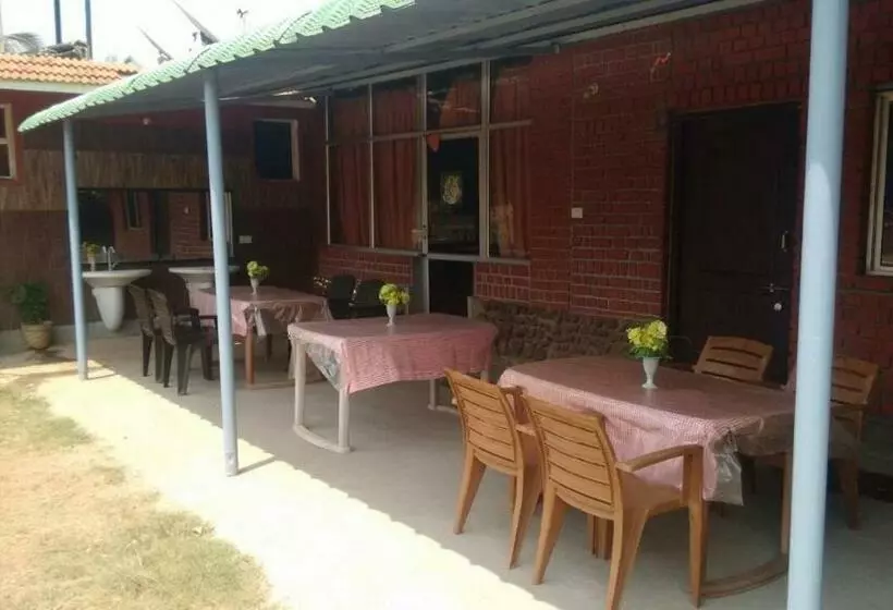 ペンション Maravakandy Farm And Guest House