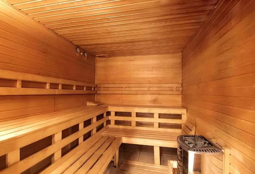 Majatalo Penzion Avionika