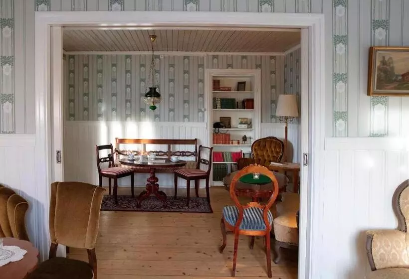 Sveas Hotell I Malexander