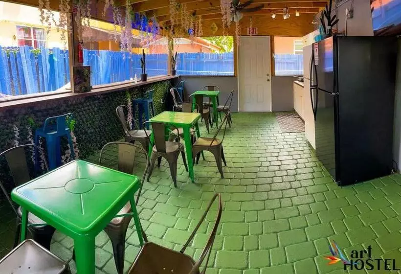 هاستل Summer Gardens Wynwood Concept