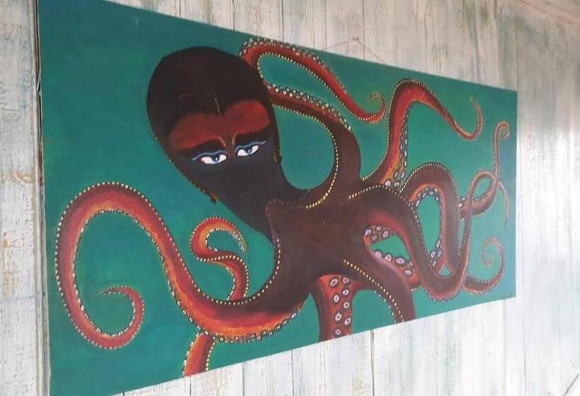 فندق صغير Old Bocasso