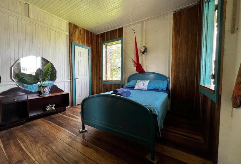 فندق صغير Old Bocasso