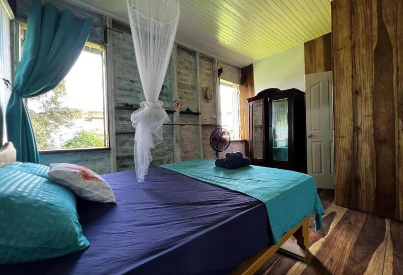 فندق صغير Old Bocasso