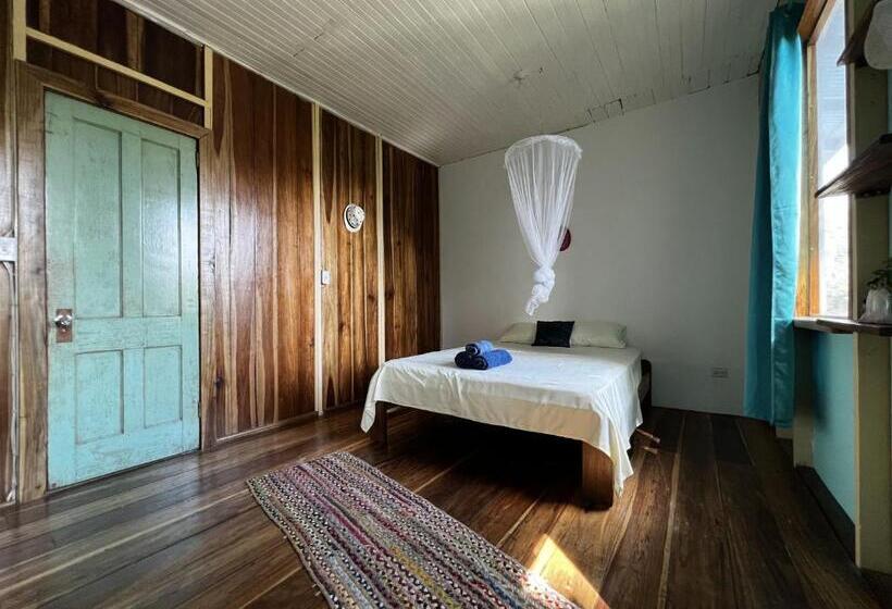 فندق صغير Old Bocasso