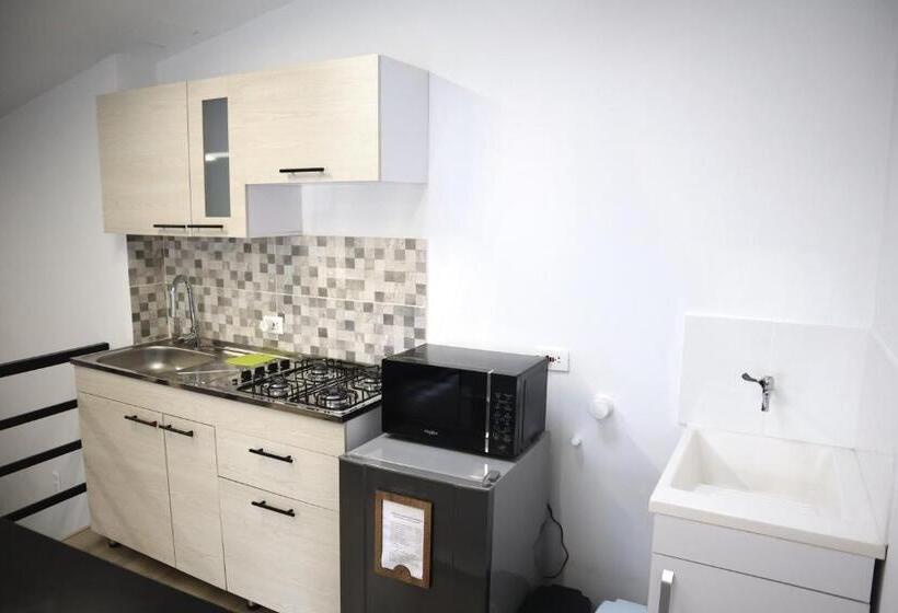 Apartahotel La Arboleda Hc