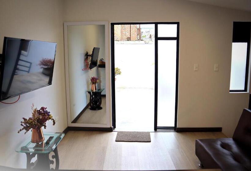 Apartahotel La Arboleda Hc