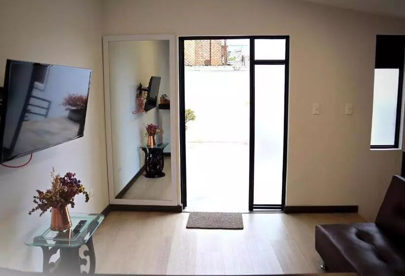 Apartahotel La Arboleda Hc