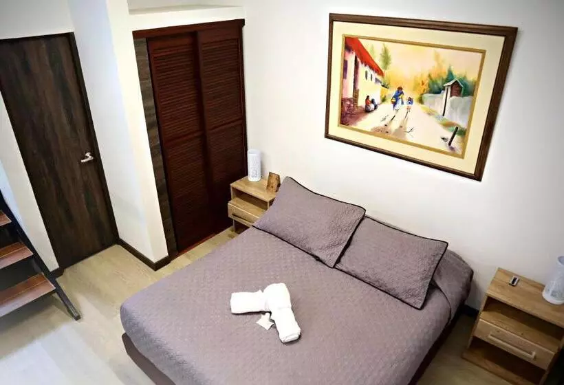 Apartahotel La Arboleda Hc