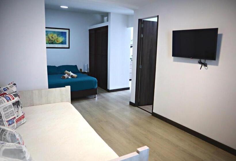 Apartahotel La Arboleda Hc