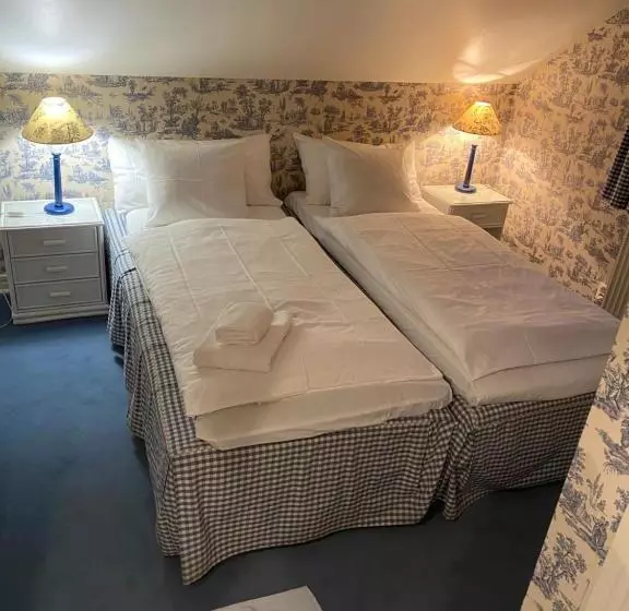 Apertins Hotell