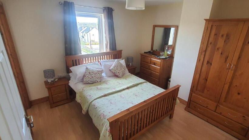 צימר Carrick On Shannon Townhouse Accommodation Room Only