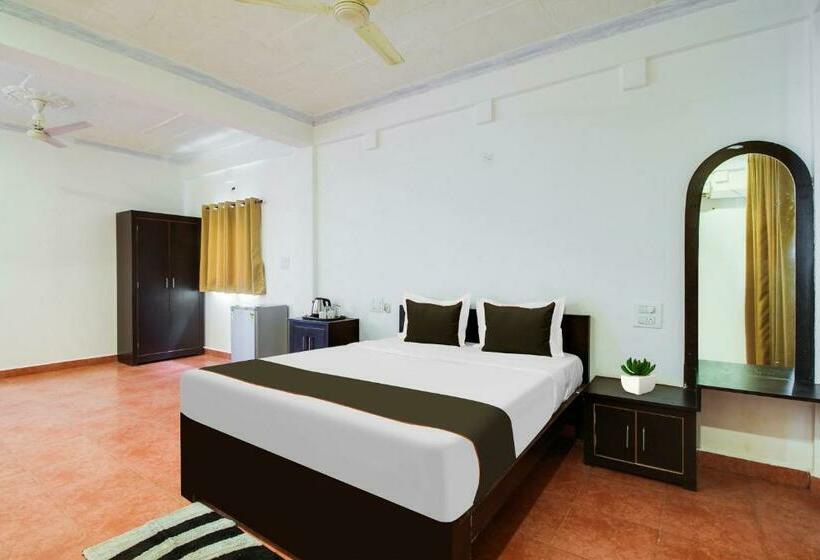 בית מלון כפרי Collection O Bay