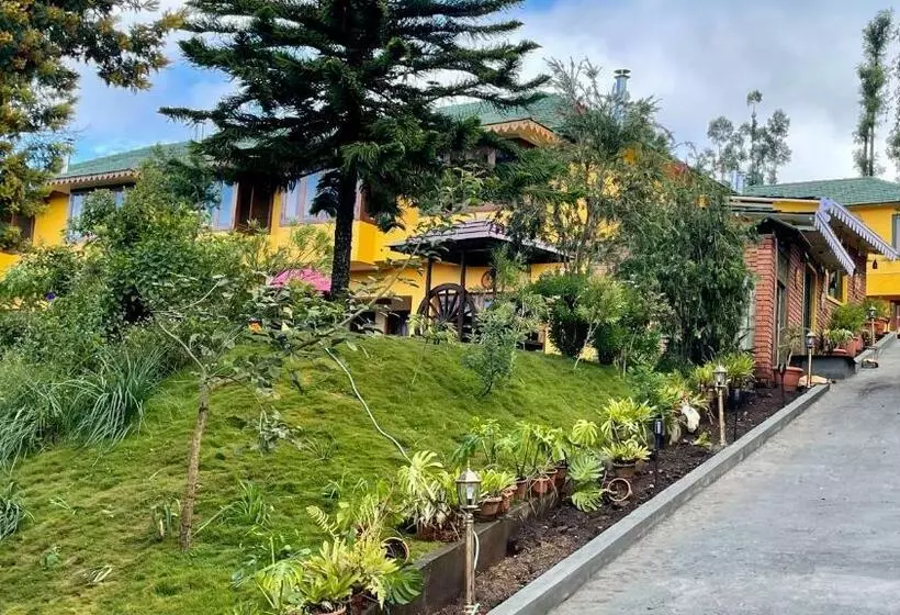 Habba Kadal Kashmiri Heritage Hotel & Hub