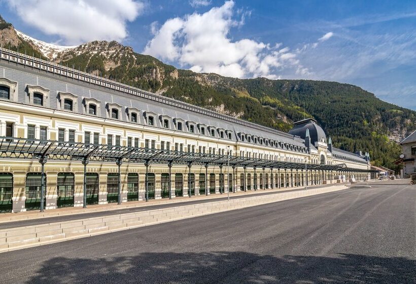 Canfranc Estación, A Royal Hideaway Hotel   Gran Lujo