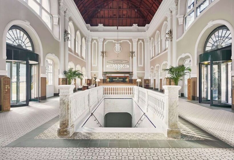 Canfranc Estación, A Royal Hideaway Hotel   Gran Lujo