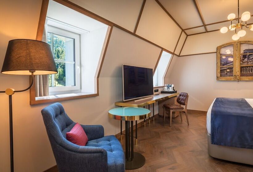 Canfranc Estación, A Royal Hideaway Hotel   Gran Lujo