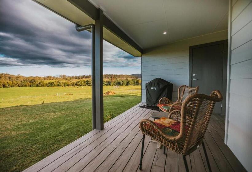 فندق Clarrie S Green