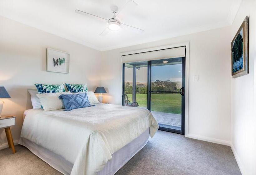 فندق Clarrie S Green