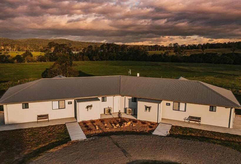 فندق Clarrie S Green